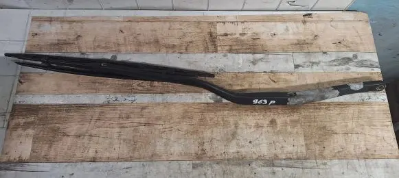 Peugeot 607 Front wiper blade arm 102393
