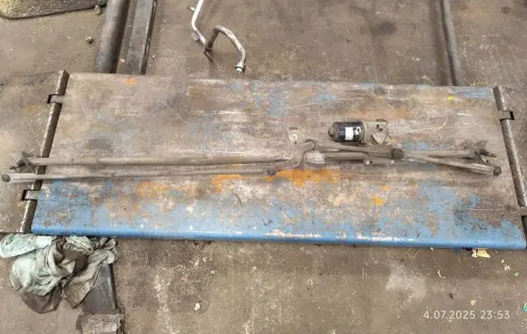 Citroen C4 I Front wiper linkage and motor 404638 6116F