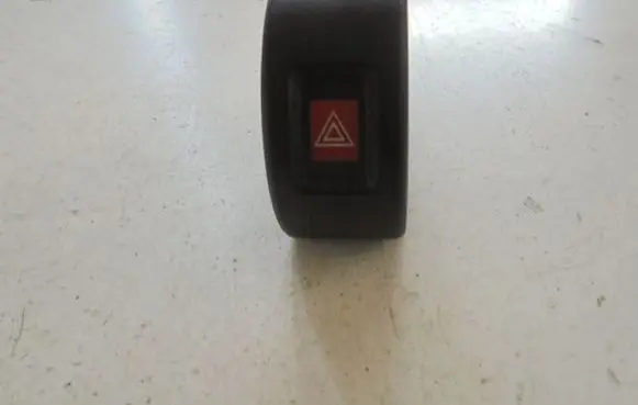Opel Astra G Hazard light switch 