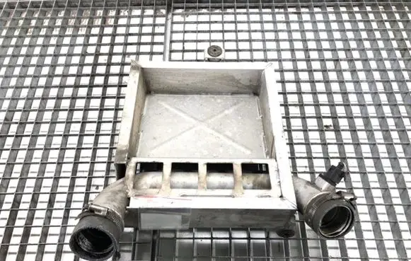 Audi A8 S8 D5 Intercooler radiator 4N0145913