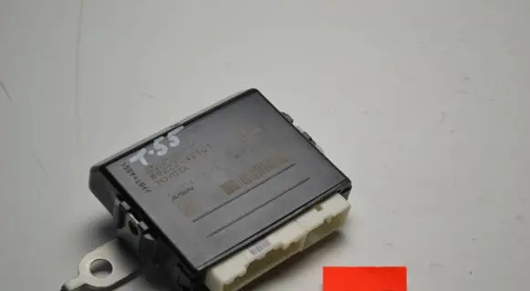 Toyota RAV 4 (XA50) Tailgate/trunk control unit/module 8922242101