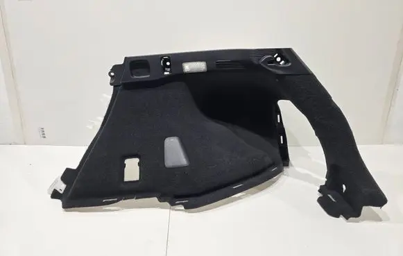 Lexus CT 200H Trunk/boot side trim panel 8473076010 6473076010