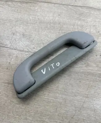 Mercedes-Benz Vito Viano W639 Front interior roof grab handle A6398150036