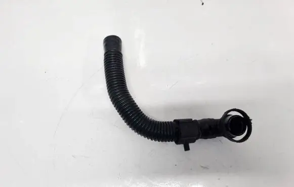 Volkswagen Golf V Breather hose/pipe 036103493EC