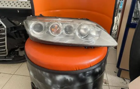 Mazda 6 Headlight/headlamp 014002477R