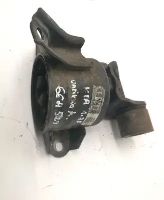 KIA Sportage Engine mount bracket
