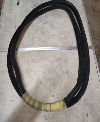 Front door rubber seal