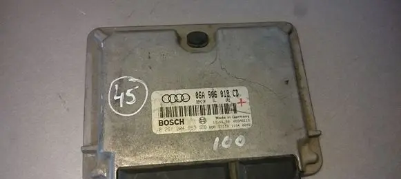 Audi A3 S3 8L Engine control unit/module 06A906018CD 0261204993