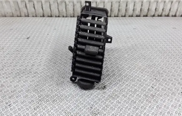 Nissan Navara D40 Dashboard side air vent grill/cover trim 68751EB30