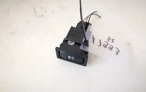 Traction control (ASR) switch