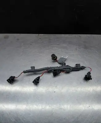 BMW 5 E60 E61 Fuel injector wires 7514610 7514611