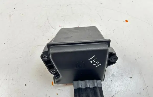 Vacuum air tank