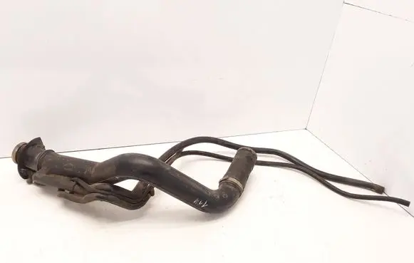 Renault 19 Fuel tank filler neck pipe 7700784379 3547700784379J 3547700784379