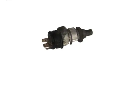 Mercedes-Benz Sprinter W901 W902 W903 W904 Brake pedal sensor switch