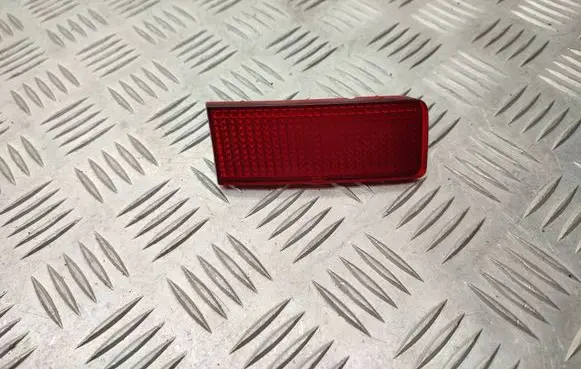 Volkswagen Touareg II Rear tail light reflector 7P6945106