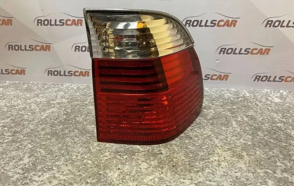 BMW 5 E39 Rear/tail lights 2496339 393390