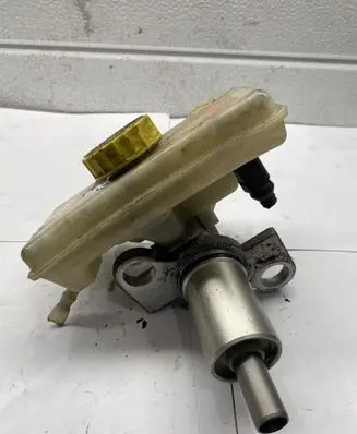 Audi A4 S4 B6 8E 8H Master brake cylinder 2499