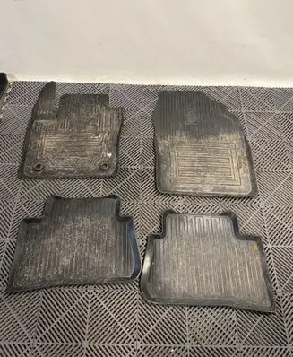 Toyota C-HR I Car floor mat set 