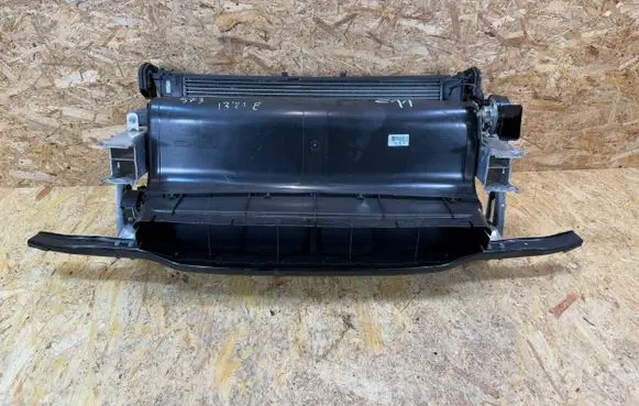 BMW i3 Radiator support slam panel