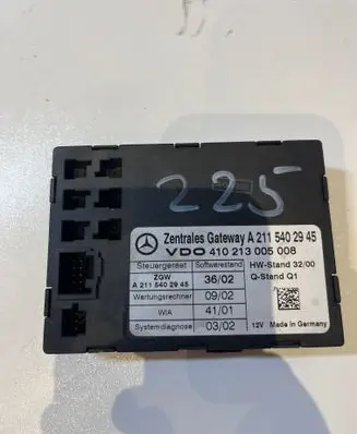 Mercedes-Benz E W211 Gateway control module A2115402945