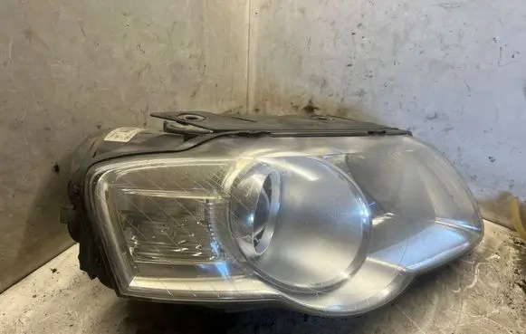 Volkswagen PASSAT B6 Headlight/headlamp 3C0941006AB