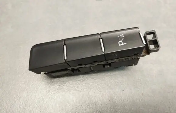 Volkswagen Golf VII Parking (PDC) sensor switch 5G1927238E