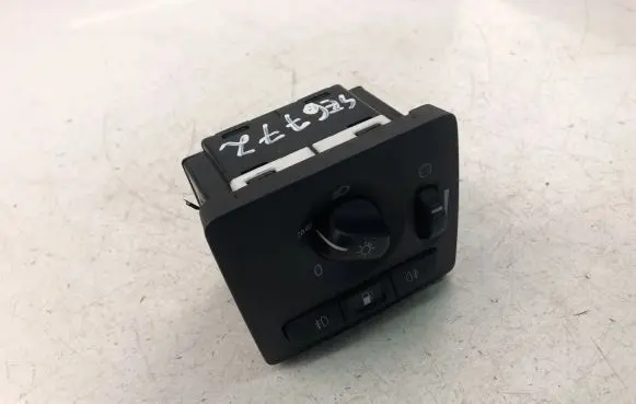 Volvo V50 Light switch 30739299