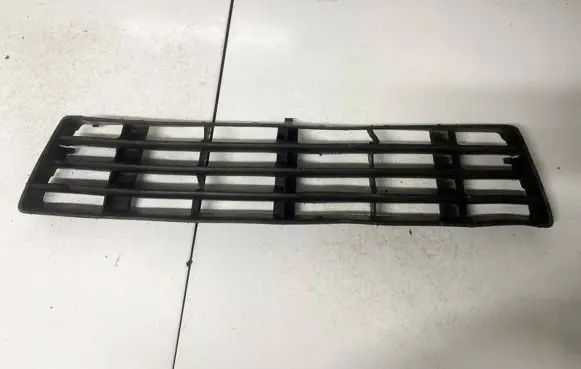 Audi A6 S6 C5 4B Front bumper lower grill 4b0807683