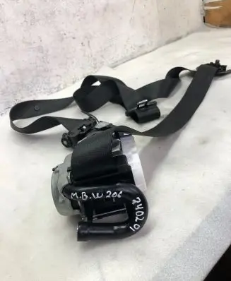 Mercedes-Benz C W206 Front seatbelt 20686009029C94