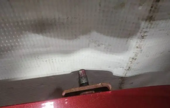 Nissan Micra Tailgate/trunk/boot hinge 