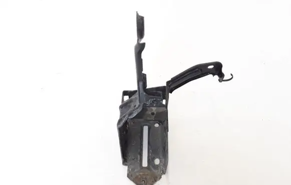 Volvo V50 Battery bracket 31298455