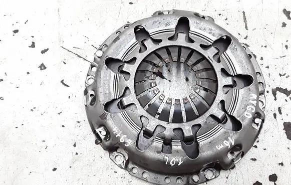 Toyota Aygo AB40 Pressure plate 120045810