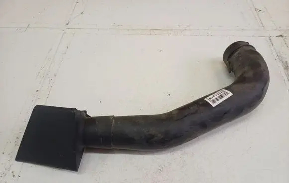 Ford Mondeo Mk III Air intake hose/pipe 1S719A675AG