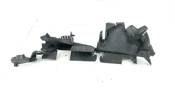 Chrysler Pacifica Intercooler air guide/duct channel 68304526AA 28239909AC 68234073AC