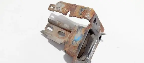 Citroen C3 Engine mount bracket 9650585180