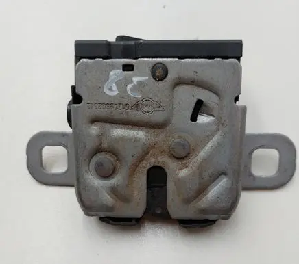 Tailgate/trunk/boot lock/catch/latch