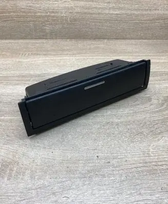 BMW 3 E46 Car ashtray 8202180 307180200