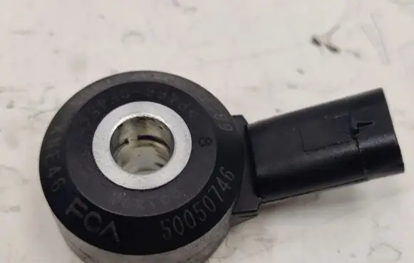 Ram 1500 Detonation knock sensor 68223050AA 68570138AA