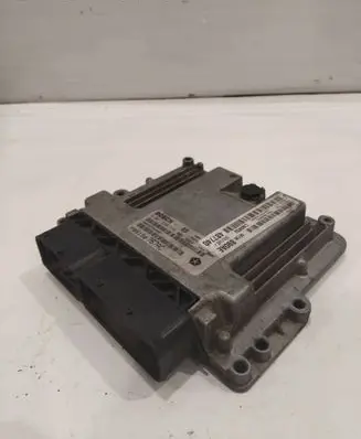 Jeep Grand Cherokee Engine control unit/module 0281030158 P05150767AC