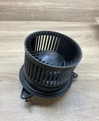 Ford Focus Heater fan/blower 1S7H18456BC BK6JA