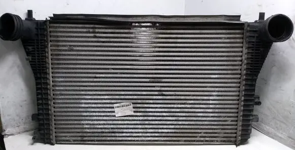 Volkswagen Golf V Intercooler radiator