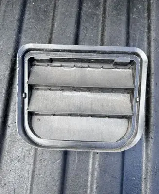 Volvo S90, V90 Quarter panel pressure vent 31369380
