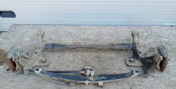Opel Astra J Rear axle beam