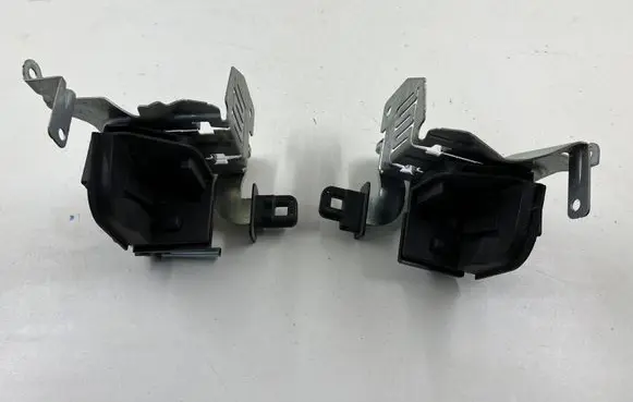 BMW 3 F30 F35 F31 Parcel shelf load cover mount bracket 7268029 7268030