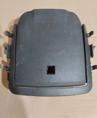 Opel Zafira C USB socket connector 