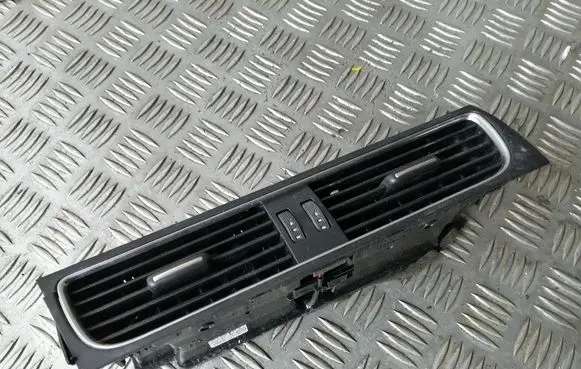 Audi A5 8T 8F Dash center air vent grill 8T1820951A