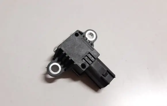 Ford Mustang V Airbag deployment crash/impact sensor DR3314C76AB