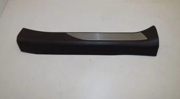 Lexus LS 500 Rear sill trim cover 6791850190