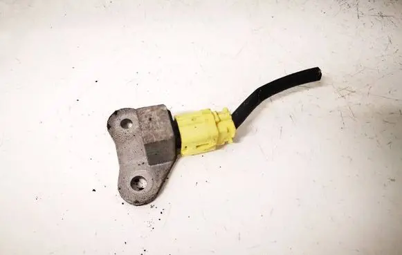 Nissan Qashqai Airbag deployment crash/impact sensor