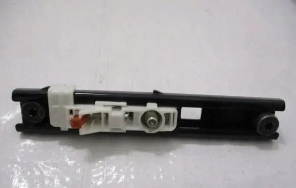 Renault Talisman Seat belt height adjuster 878240875R